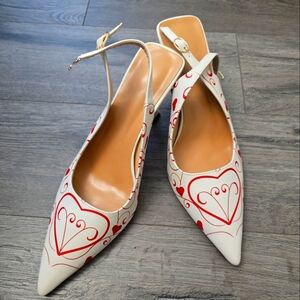 Heart Patterned Pump With Small Square Heel Cream & Red NWOT Girlhoodcore Sz 11